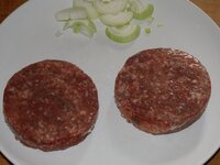 05_Patties_dünn_mit_Öl_bestrichen.jpg