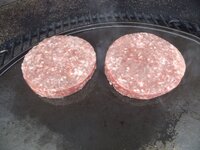 08_Patties_auf_die_Platte.jpg