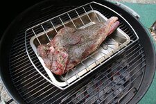 8-keule-auf-grill-jpg.1504773.jpg