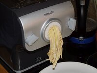 01_Pasta_maker_Linguine1.jpg